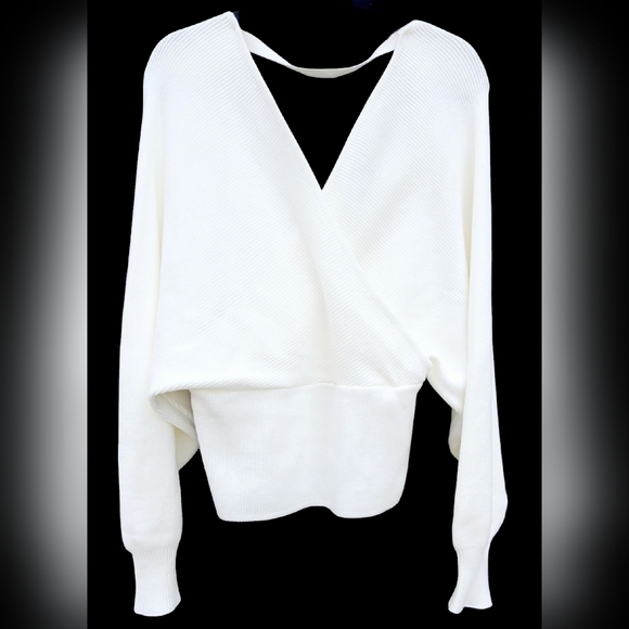 Love Tree Criss-Cross Cozy Soft White Knit Sweater Long Sleeve V-Neck - Size XL - Picture 2 of 13